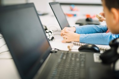 caracteristicas de computadores corporativos 2